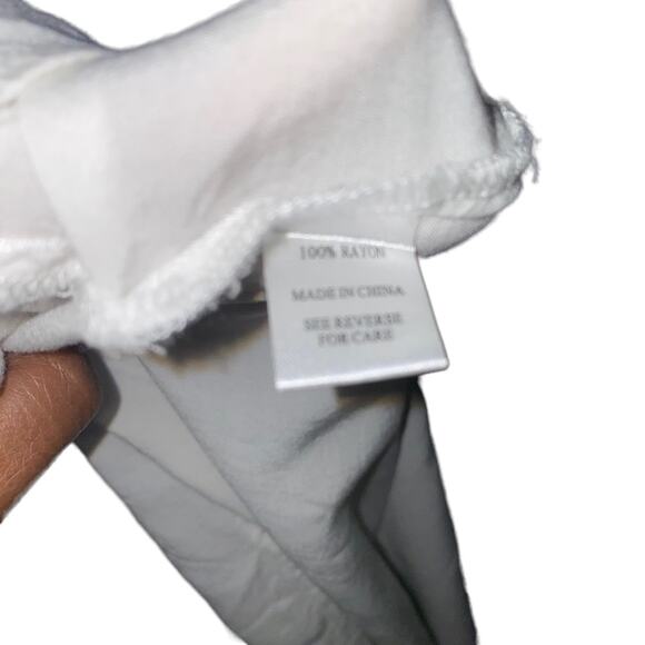 Given Kale Embroidered V-Neck Sleeveless Boho Indie Blouse White Size Large - Picture 4 of 5